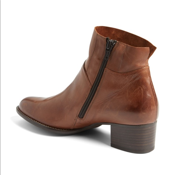 paul green nelly bootie